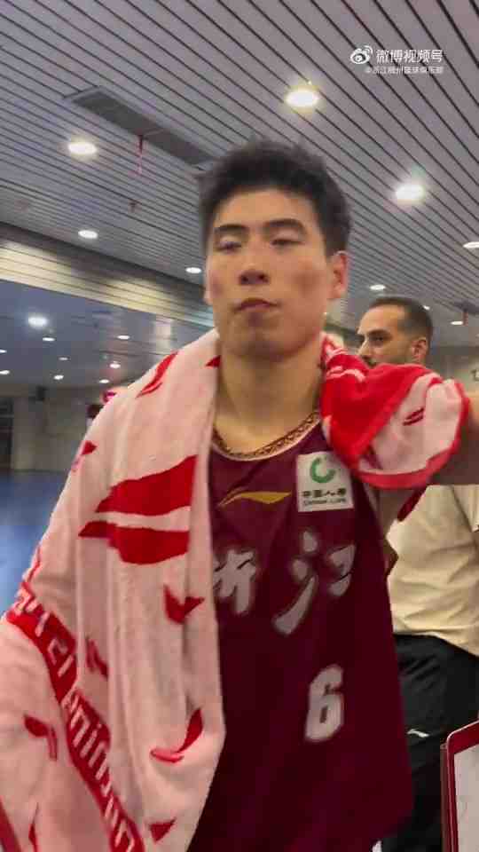 浙江男篮主帅:这场胜利非常重要 大家在第四节把血性打出来了